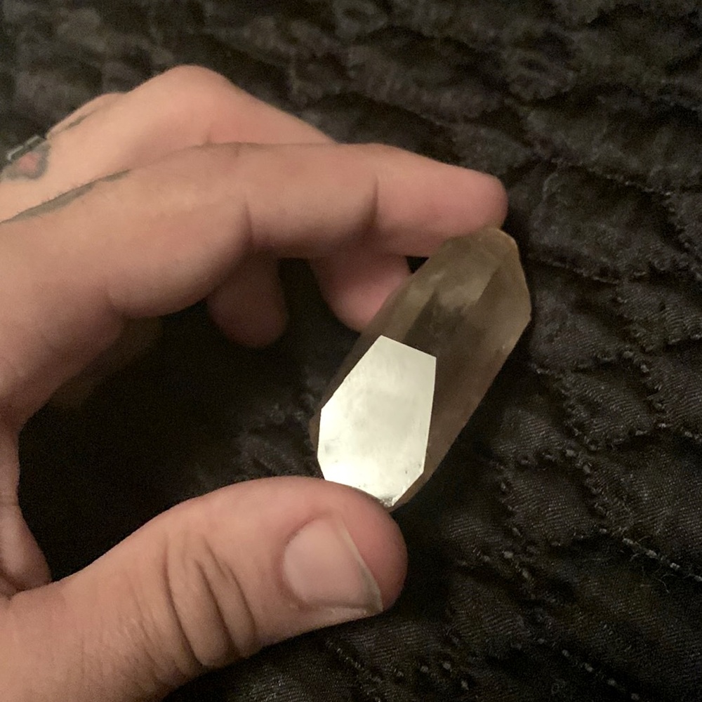 52 grams of quartz crystal